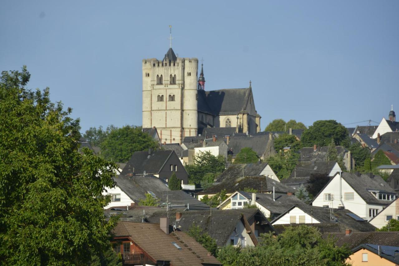 Stiftsherrenhaus Munstermaifeld Luaran gambar