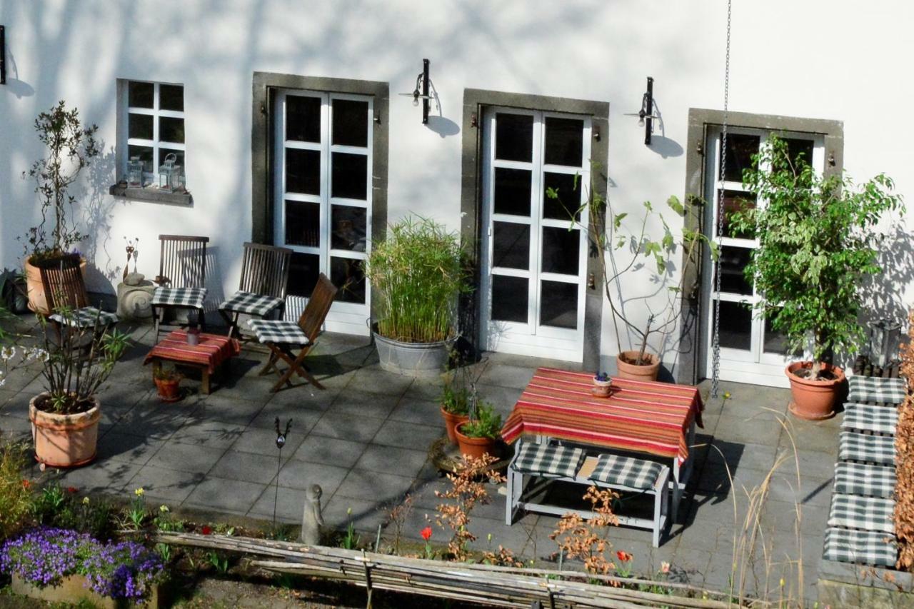 Stiftsherrenhaus Munstermaifeld Luaran gambar